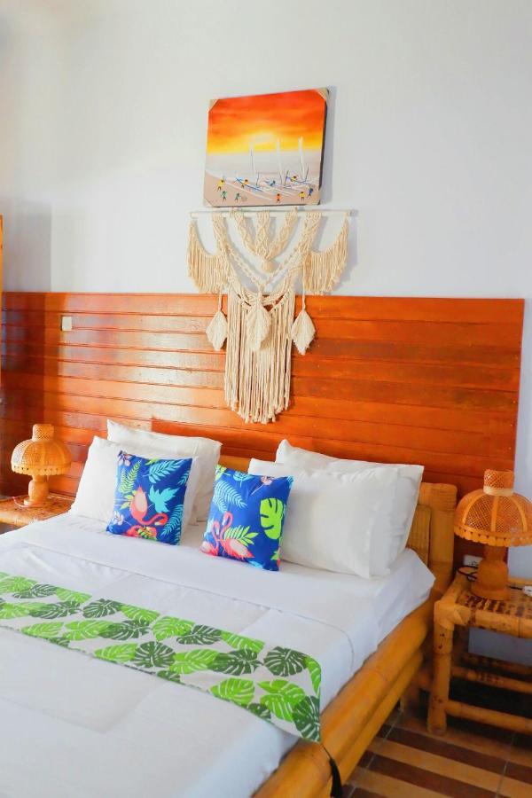 Coastal Inn Batununggul Εξωτερικό φωτογραφία