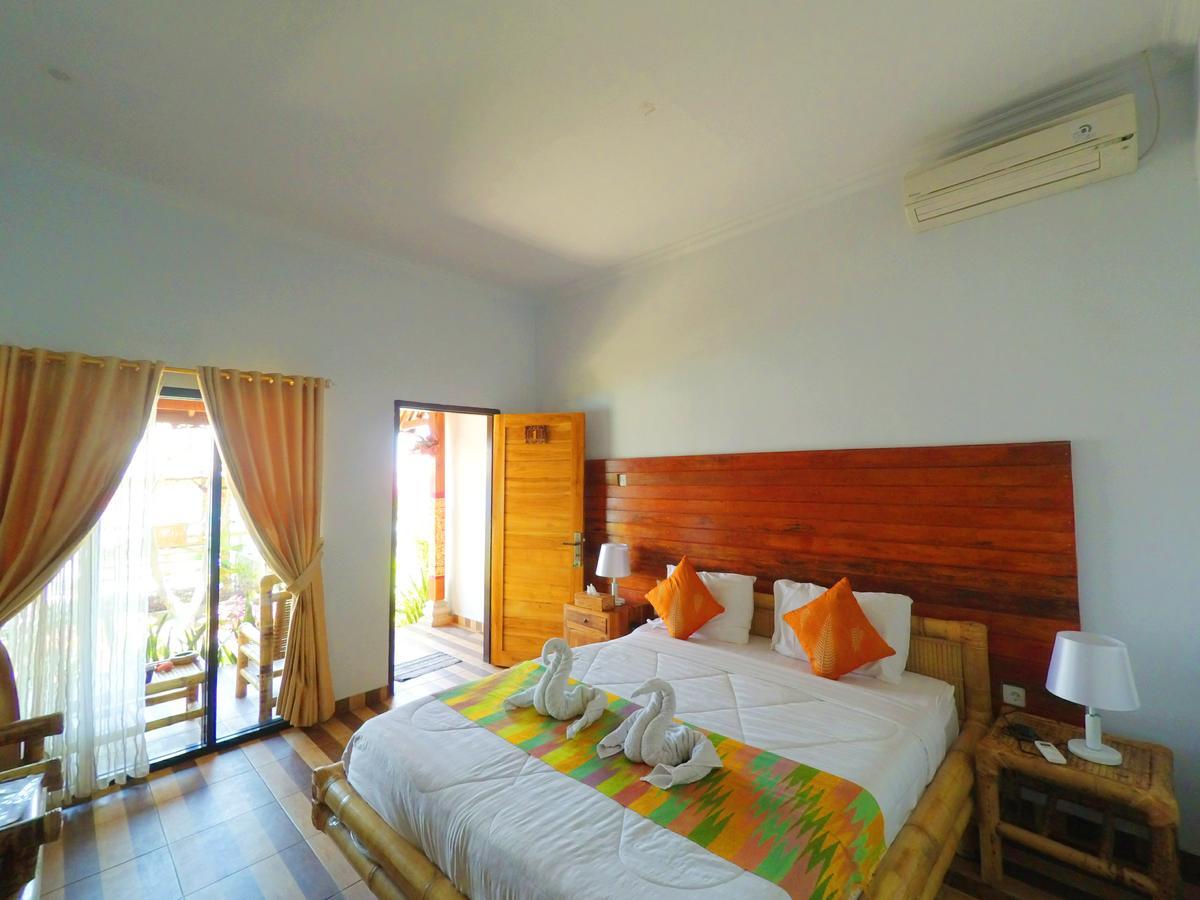 Coastal Inn Batununggul Εξωτερικό φωτογραφία